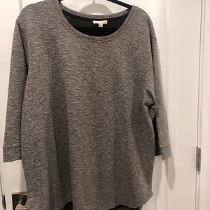 Brown/Gray cropped sleeve sweater.